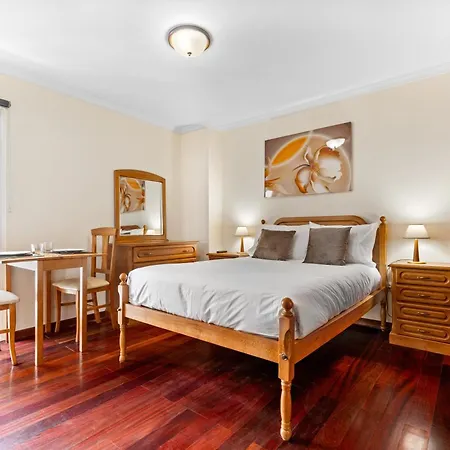 Апартаменты Ribeira Brava Studios