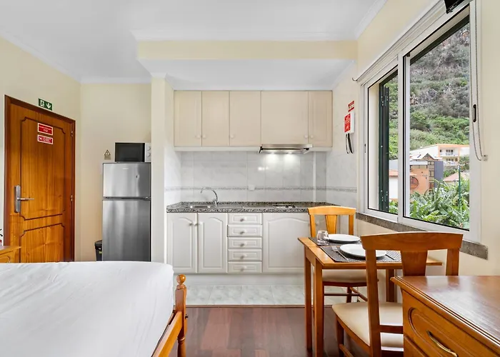 Apartamento Ribeira Brava Studios *