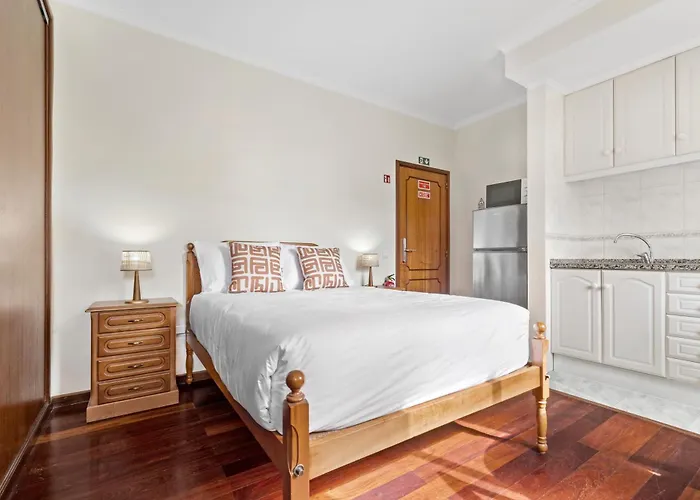 Ribeira Brava Studios Apartamento *